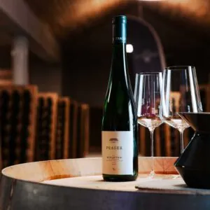 Wein Pager auf Weinfass
